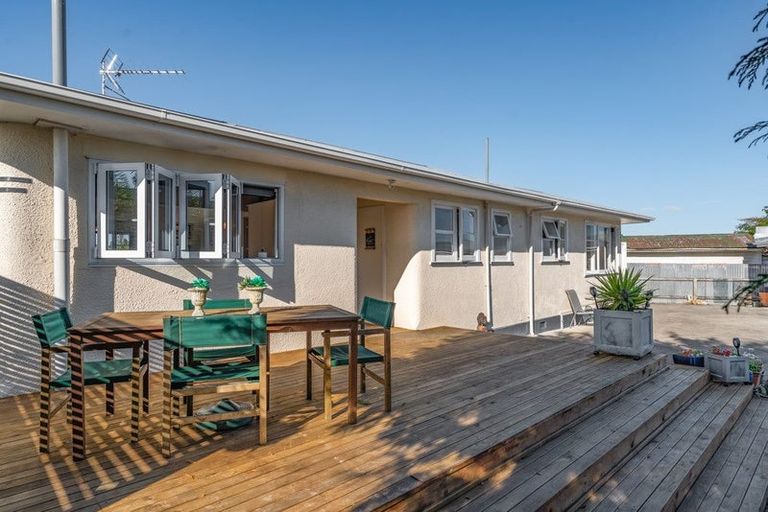 Photo of property in 11 Weka Place, Masterton, 5810