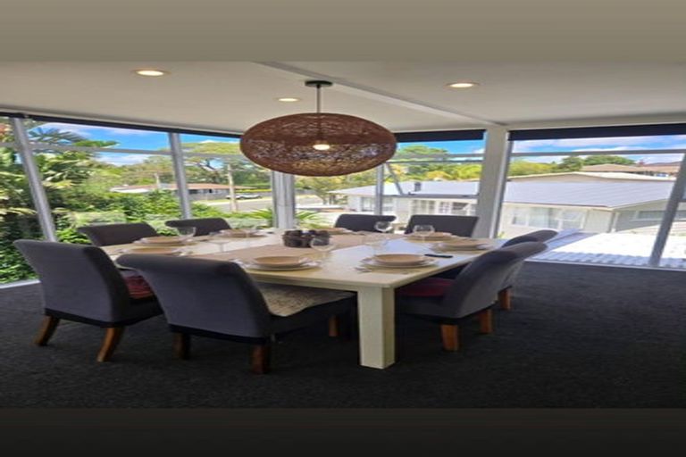 Photo of property in 107 Tiroroa Avenue, Te Atatu South, Auckland, 0610