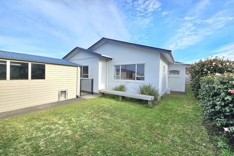 Photo of property in 14 Darnell Street, Fitzroy, New Plymouth, 4312