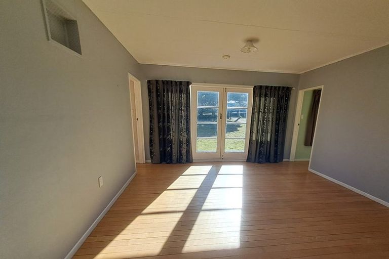 Photo of property in 20 William Street, Waikanae Beach, Waikanae, 5036
