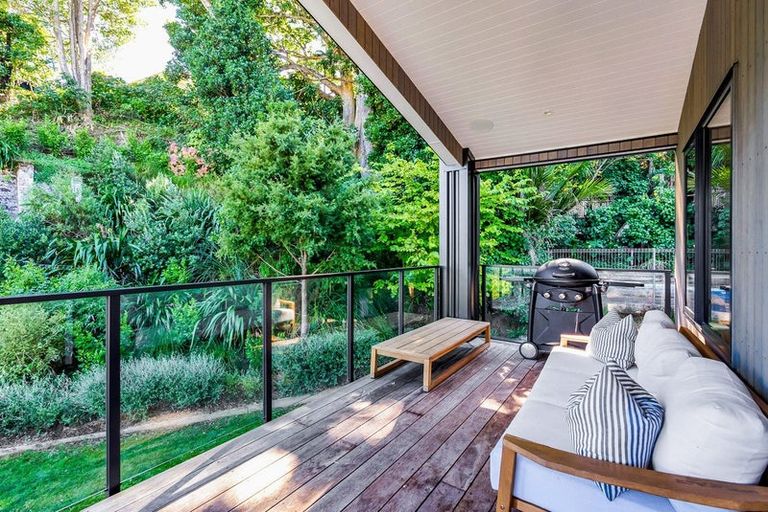 Photo of property in 6e Burns Street, Westown, New Plymouth, 4310