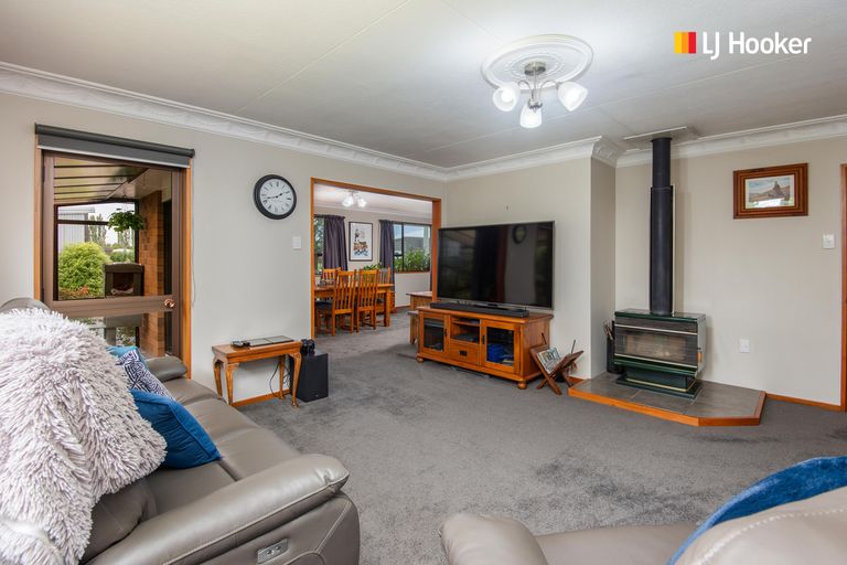 Photo of property in 495 Centre Road, Momona, Outram, 9073