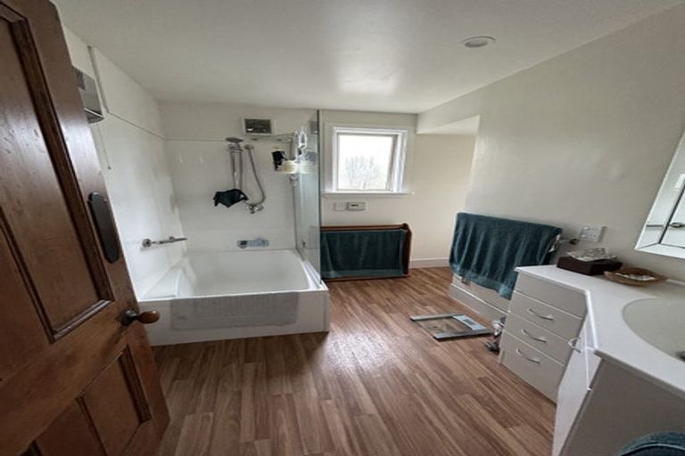 Photo of property in 222 Keyes Road, New Brighton, Christchurch, 8083