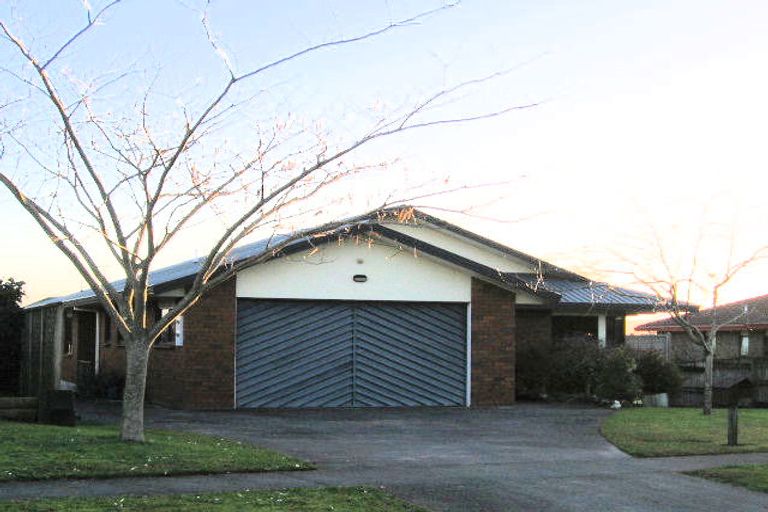 Photo of property in 5 Silhouette Way, Western Heights, Hamilton, 3200