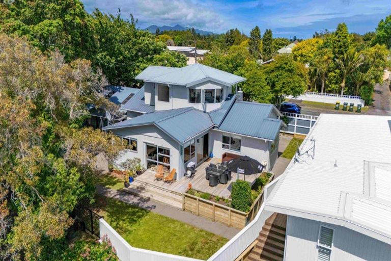 Photo of property in 377 Mangorei Road, Merrilands, New Plymouth, 4312