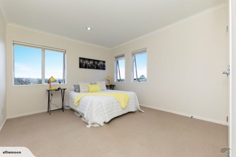 Photo of property in 1 Cumulus Way, Ranui, Auckland, 0612