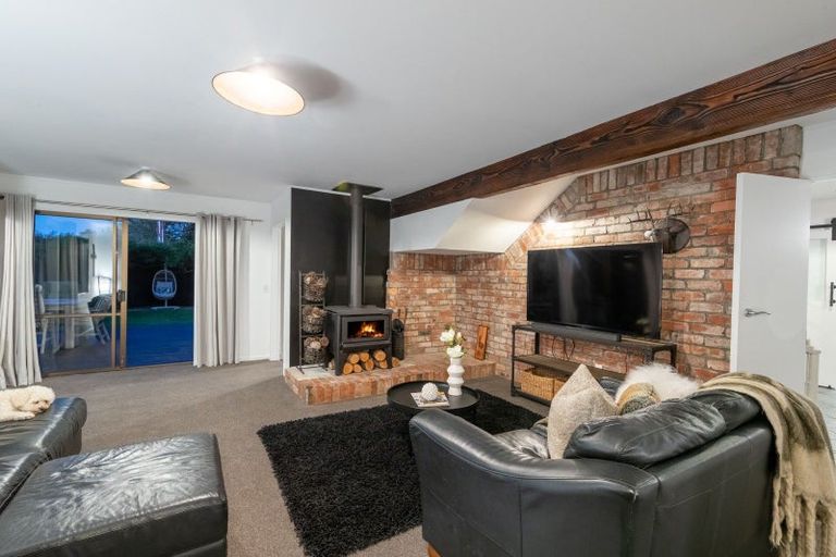 Photo of property in 11 Johnswood Grove, Clouston Park, Upper Hutt, 5018