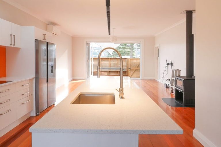 Photo of property in 49 Lonsdale Crescent, Rongotai, Wellington, 6022