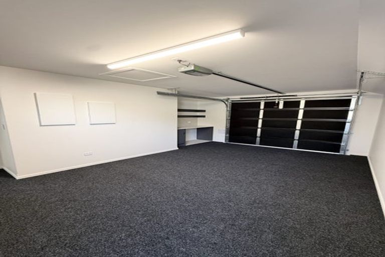 Photo of property in 2/84 Mcmahon Drive, Aidanfield, Christchurch, 8025