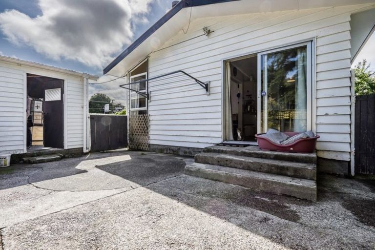 Photo of property in 39 Gray Avenue, Paraparaumu Beach, Paraparaumu, 5032