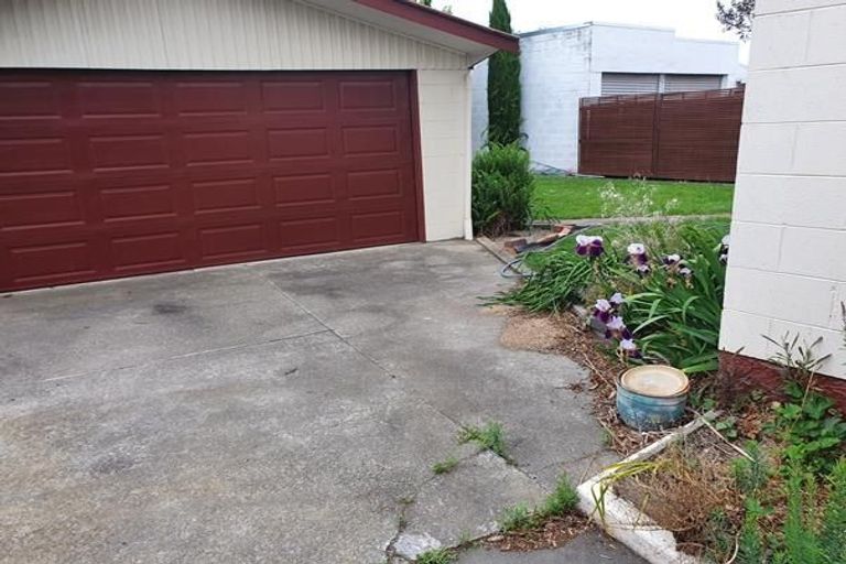 Photo of property in 14 Fenhall Street, Russley, Christchurch, 8042