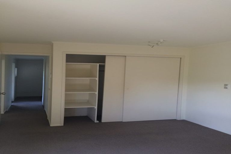 Photo of property in 23 Churchill Road, Murrays Bay, Auckland, 0630