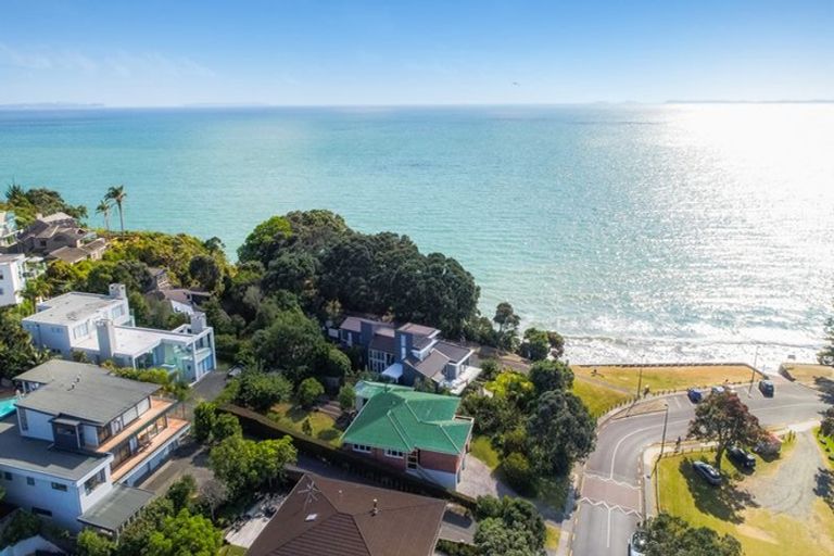 Photo of property in 14a Montrose Terrace, Mairangi Bay, Auckland, 0630