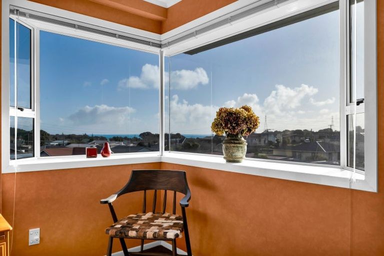 Photo of property in 22 Rosendale Avenue, Spotswood, New Plymouth, 4310