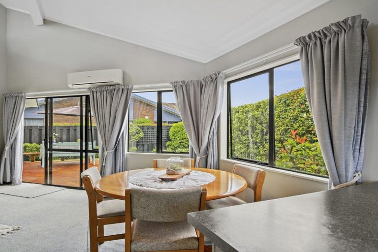 Photo of property in 12a Ashley Street, St Andrews, Hamilton, 3200