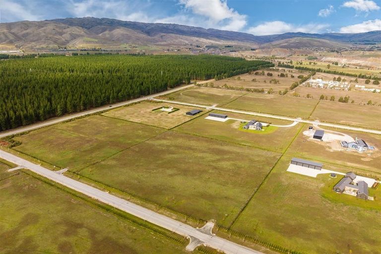 Photo of property in 27 Stone Drive, Cromwell, 9384