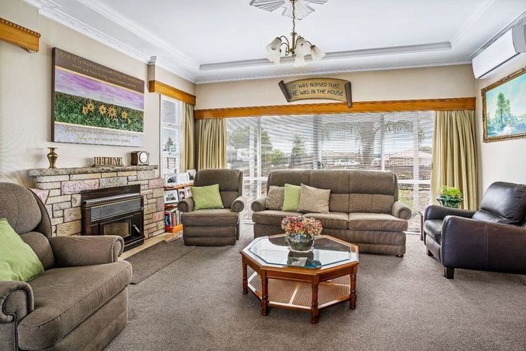 Photo of property in 101 Lincoln Road, Henderson, Auckland, 0610