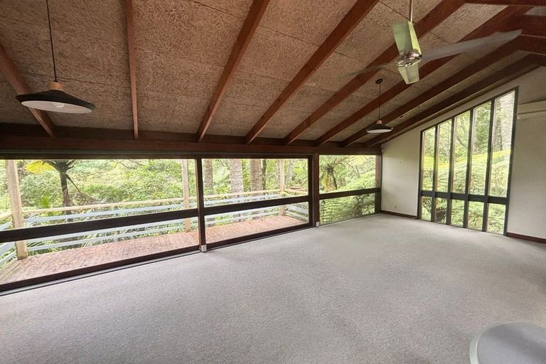 Photo of property in 52 Park Hill Road, Birkenhead, Auckland, 0626