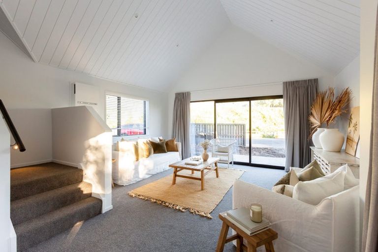 Photo of property in 4/11 Truscotts Road, Heathcote Valley, Christchurch, 8022