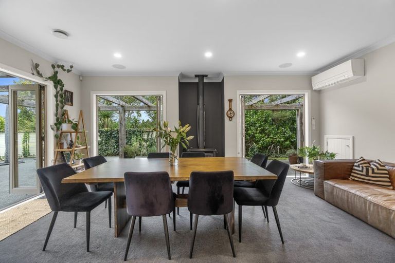 Photo of property in 26b Awhiorangi Promenade, Swanson, Auckland, 0816