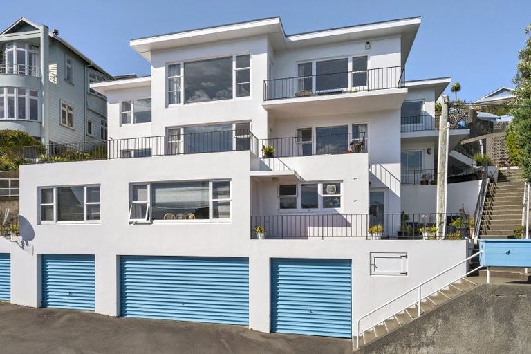 Photo of property in 4 Maida Vale Road, Roseneath, Wellington, 6011