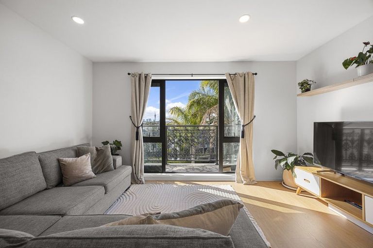 Photo of property in 7/386 Richmond Road, Grey Lynn, Auckland, 1021