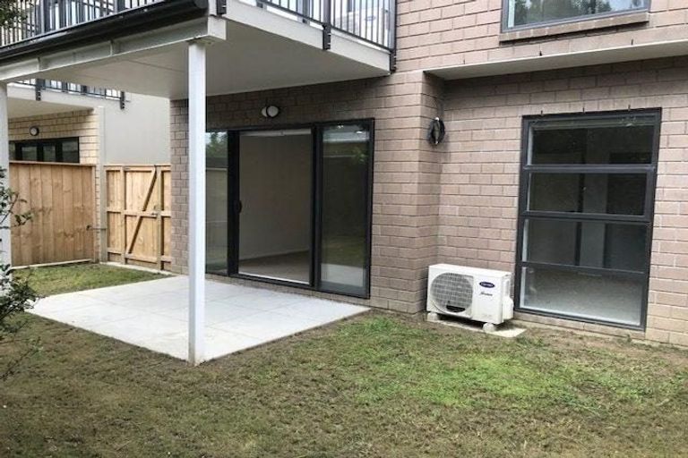 Photo of property in 4/3 Woolfield Road, Papatoetoe, Auckland, 2025