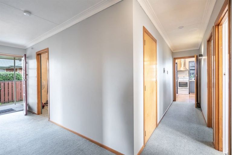 Photo of property in 98 Edinburgh Crescent, Waikiwi, Invercargill, 9810