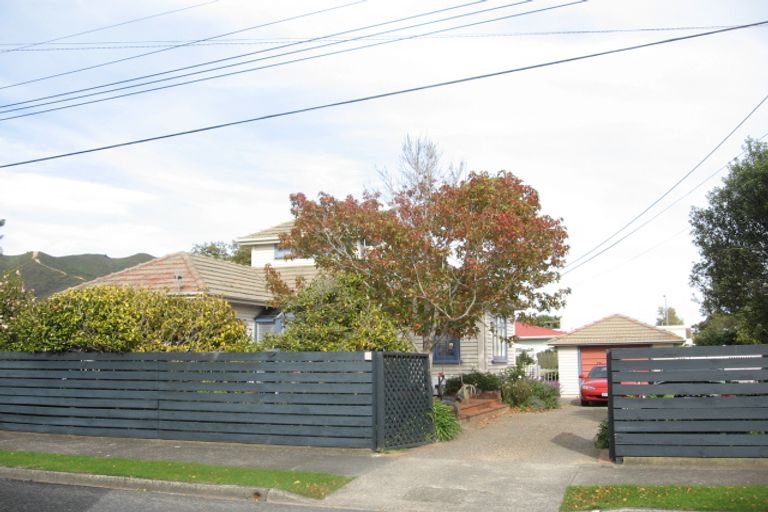 Photo of property in 14 Pinny Avenue, Epuni, Lower Hutt, 5011