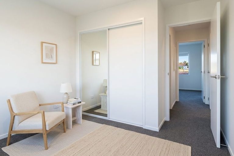 Photo of property in 9/48 Moire Road, Massey, Auckland, 0614