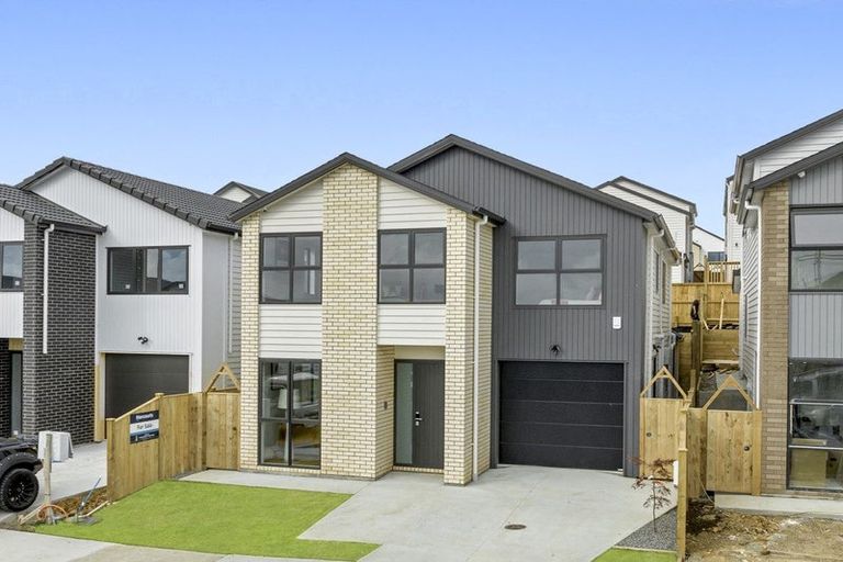 Photo of property in 24 Hermitage Street, Flat Bush, Auckland, 2019