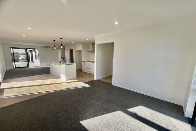 Photo of property in 8 Mehrtens Crescent, Woodend, 7691