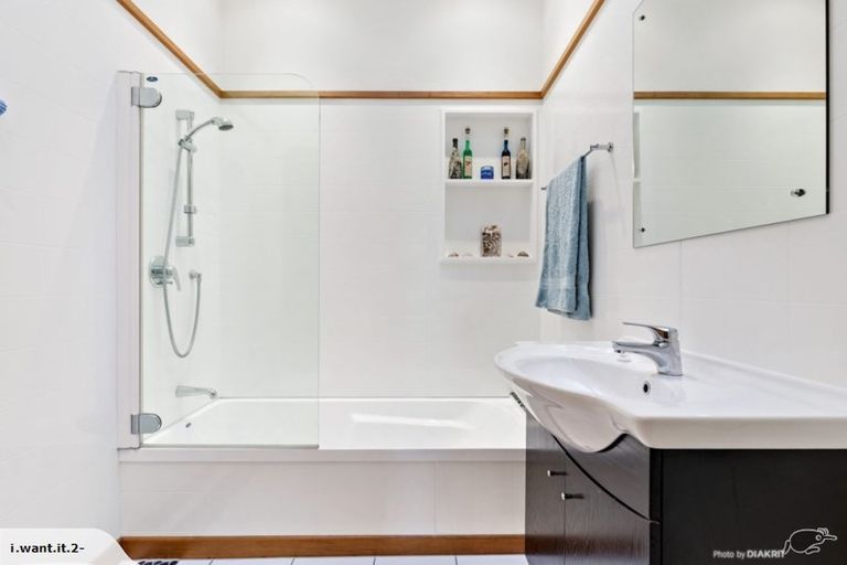 Photo of property in 22 Trent Street, Island Bay, Wellington, 6023