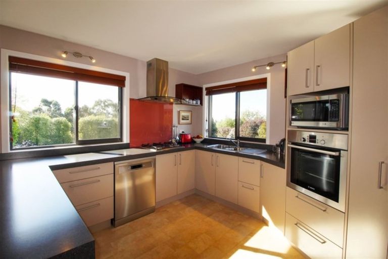 Photo of property in 14 North Ridge Drive, Oamaru North, Oamaru, 9400