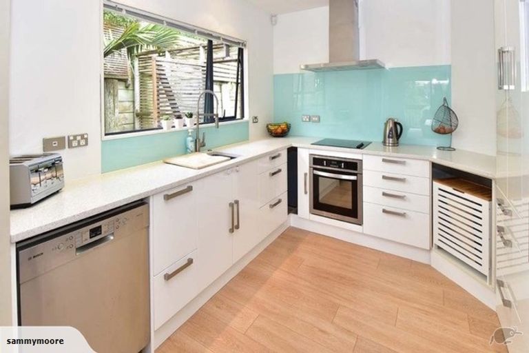 Photo of property in 131a Stredwick Drive, Torbay, Auckland, 0630