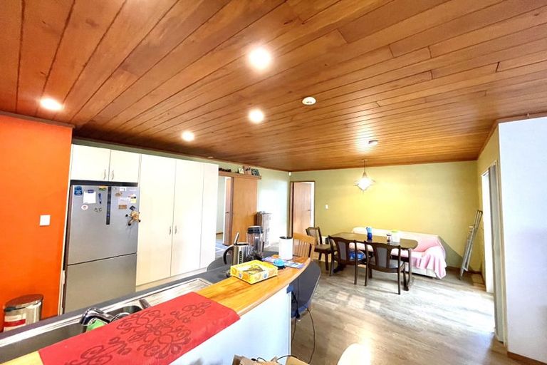 Photo of property in 194 Harris Drive, Silverdale, 0932