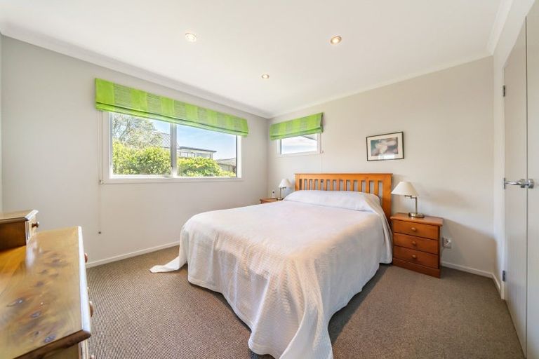 Photo of property in 14 Bodmin Terrace, Camborne, Porirua, 5026