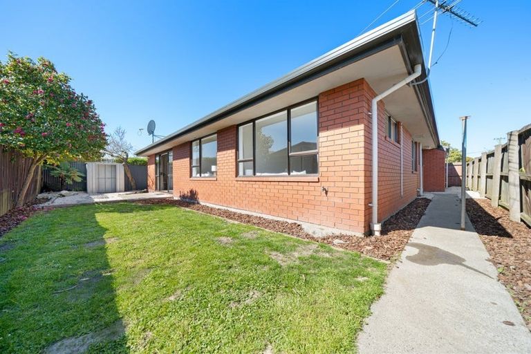 Photo of property in 12a Leacroft Street, Bishopdale, Christchurch, 8053