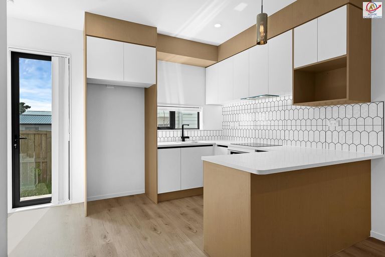 Photo of property in 26c Cape Road, Mangere, Auckland, 2022