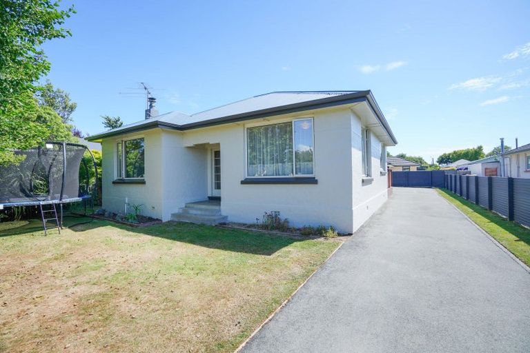 Photo of property in 98 Ward Street, Waverley, Invercargill, 9810