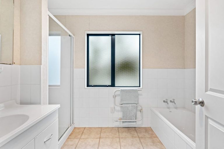 Photo of property in 9 Glover Place, Onerahi, Whangarei, 0110