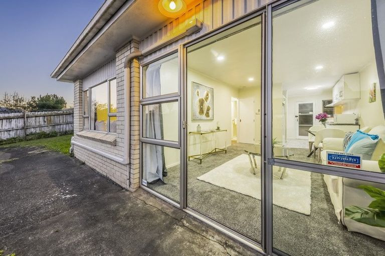 Photo of property in 1/13 Heron Place, Pakuranga Heights, Auckland, 2010