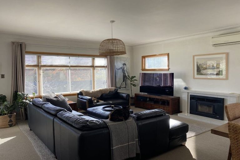 Photo of property in 63 Middle Road, Havelock North, 4130
