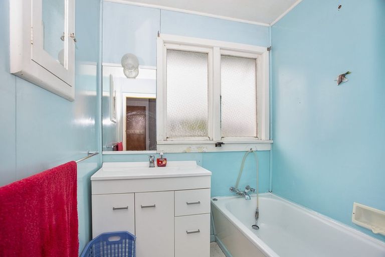 Photo of property in 50 Milton Street, Gore, 9710