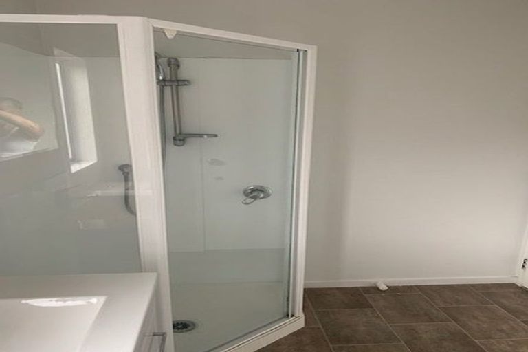 Photo of property in 36 Bowater Place, Manurewa, Auckland, 2102