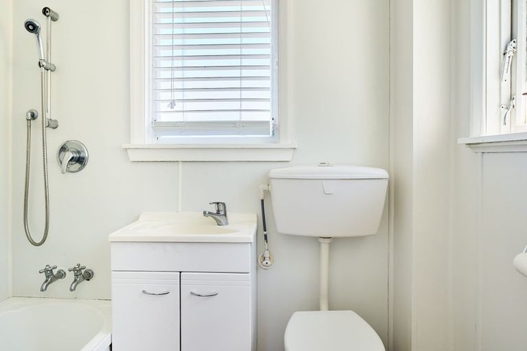 Photo of property in 61 Dimock Street, Titahi Bay, Porirua, 5022