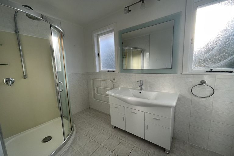 Photo of property in 35 Chorley Avenue, Massey, Auckland, 0614