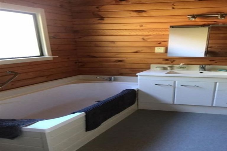 Photo of property in 30 Duncraig Street, Silverstream, Upper Hutt, 5019