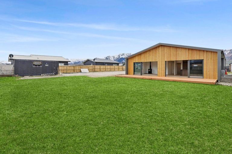 Photo of property in 6 Waddell Street, Lake Hawea, 9382