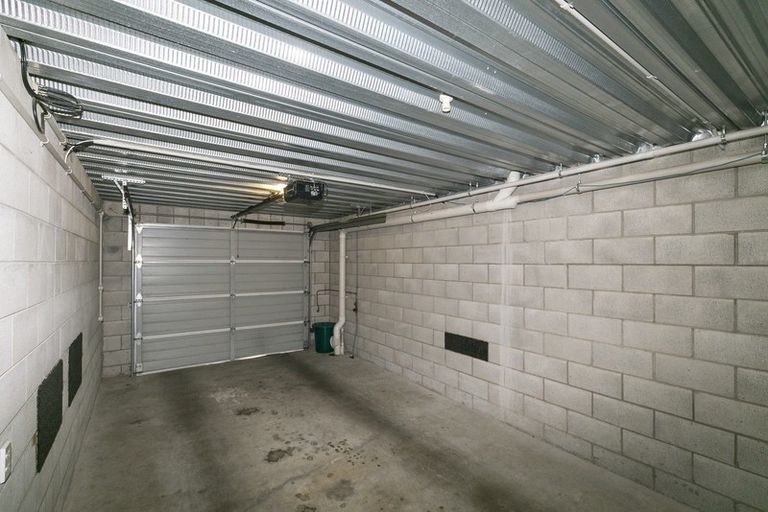 Photo of property in 39 Little George Street, Thorndon, Wellington, 6011